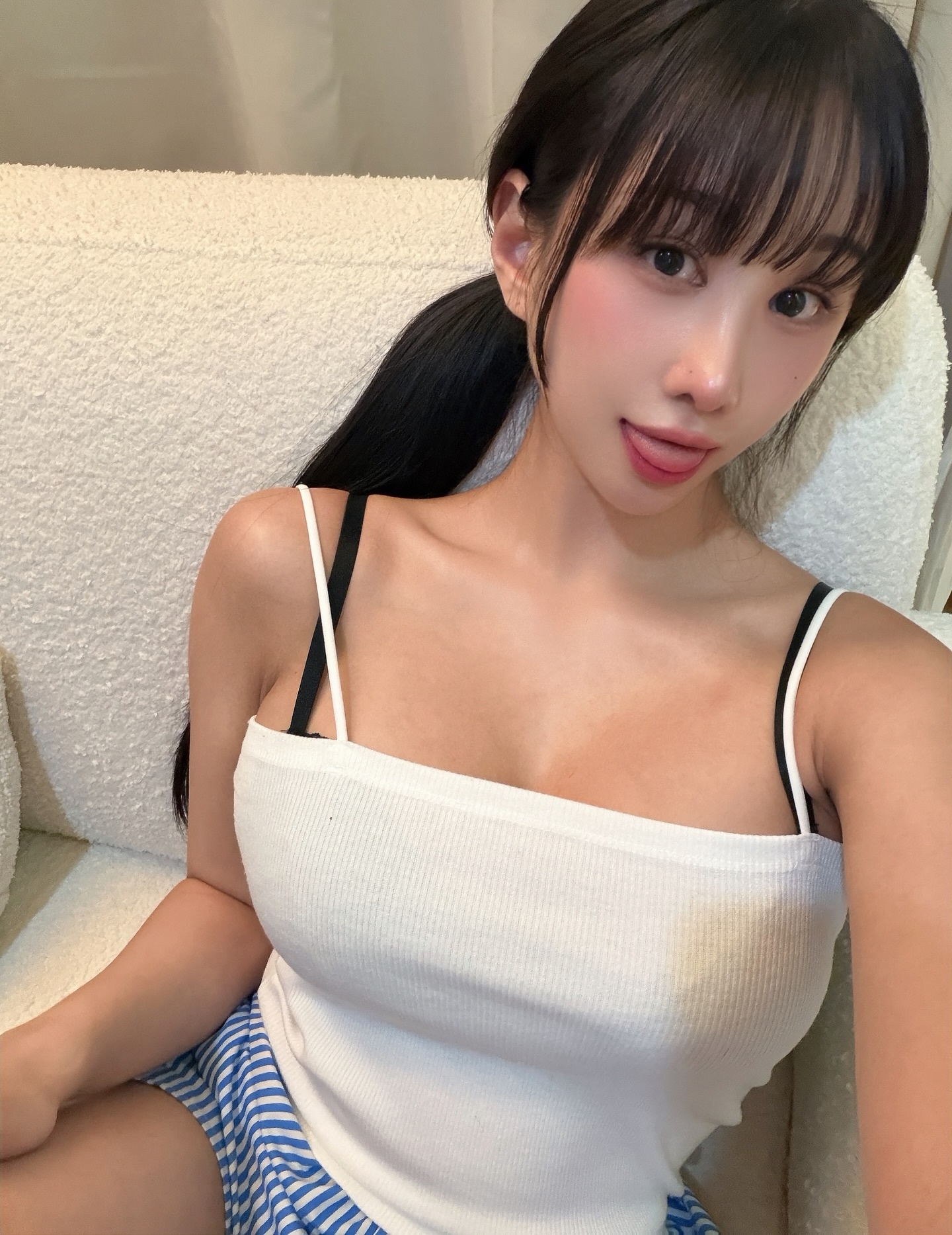 400199900204194-THObjn.jpg