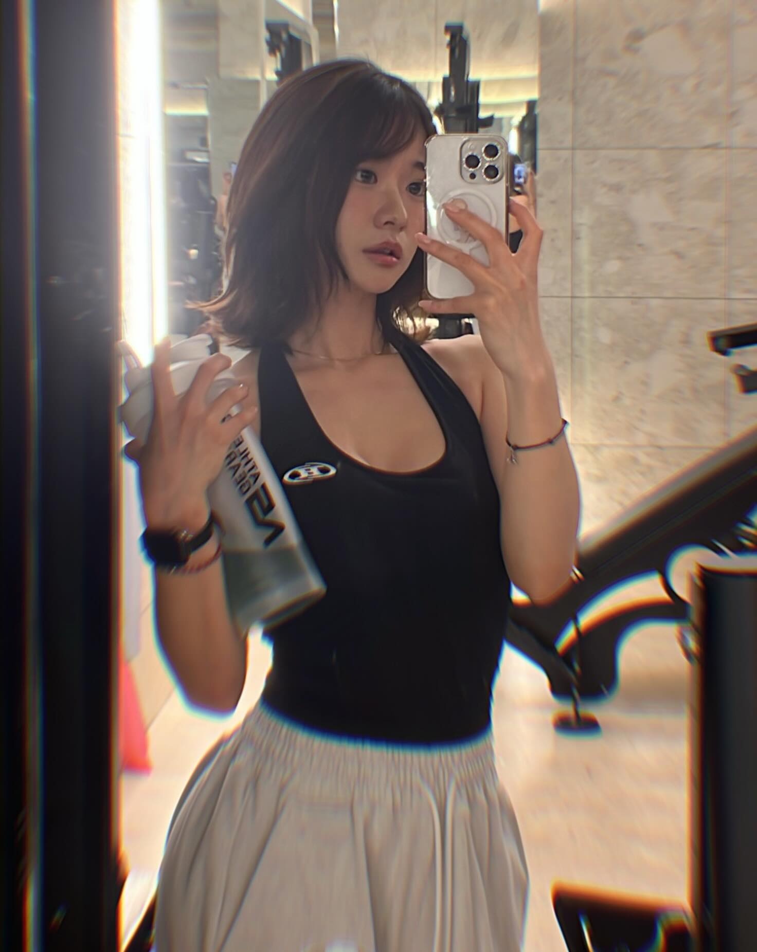 400199900215823-Zxuvu0.jpg