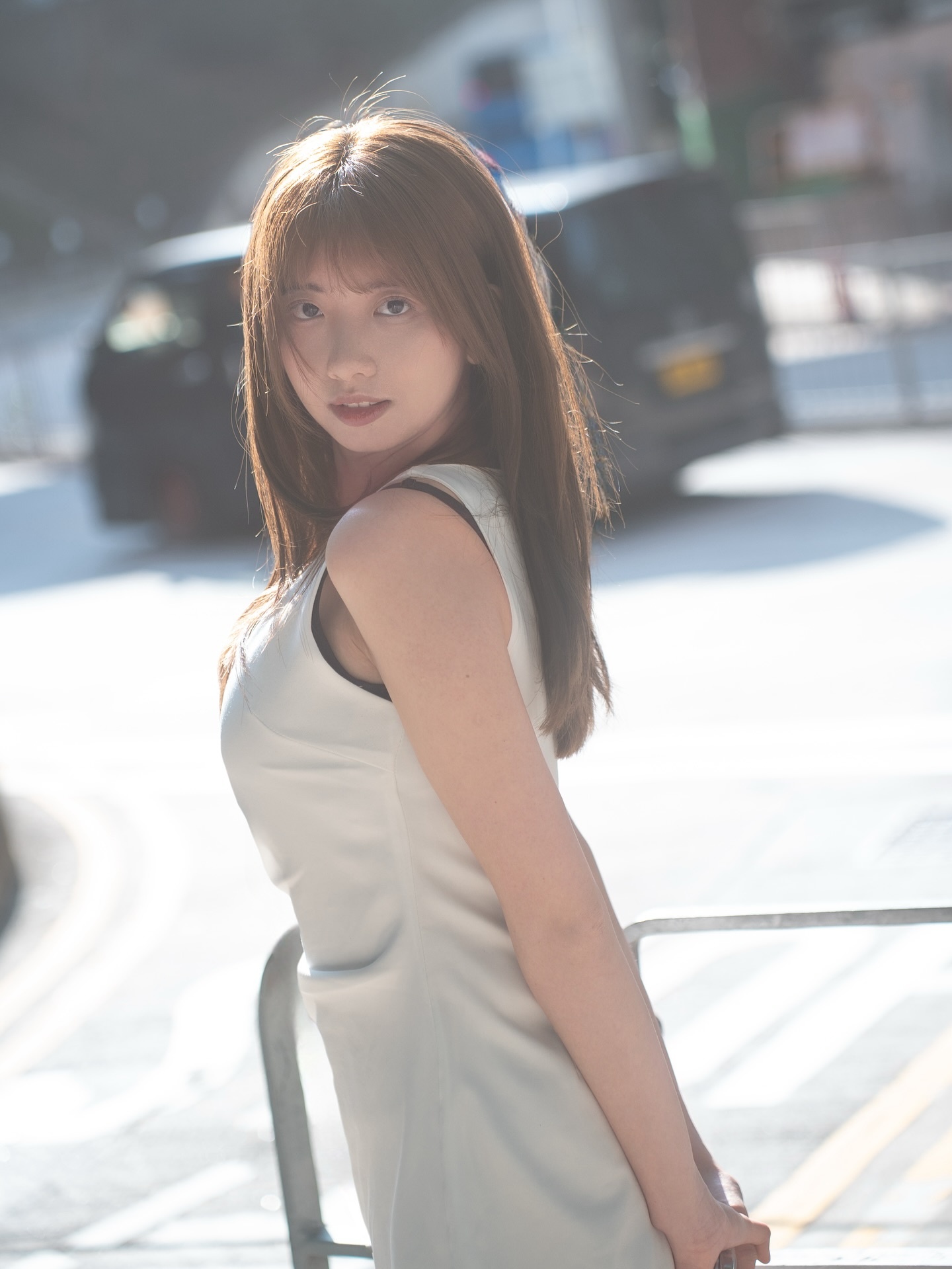 600243600015930-dPlexN.jpg